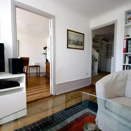 On The Trave Comfortable *